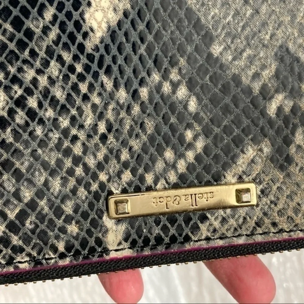 Stella & dot python embossed leather wristlet wallet